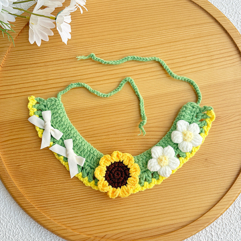 Nature Crochet Pet Collar – Floral & Bee Design