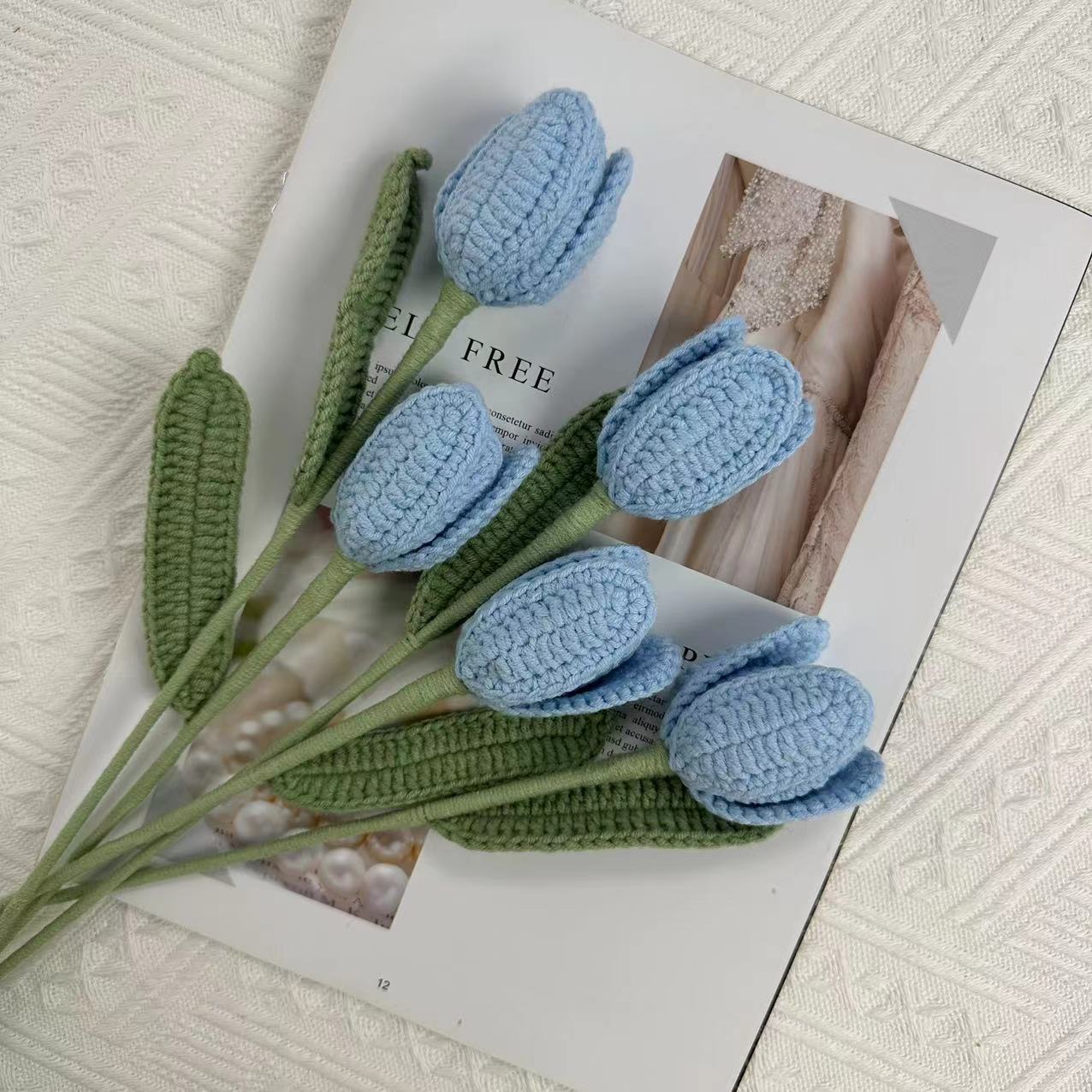 Tulip Soft & Timeless Floral Charm