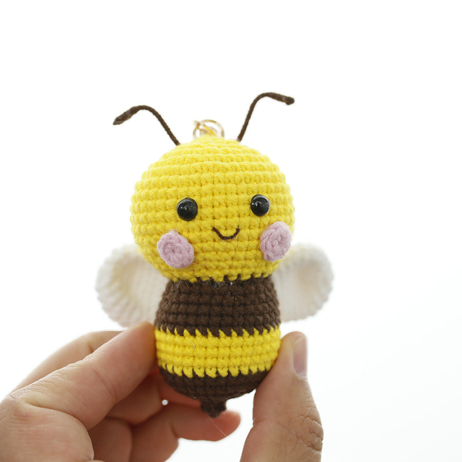 Little bee pendant