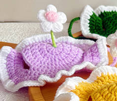 Flower Crochet Pet Hat – Cute Daisy Top Design