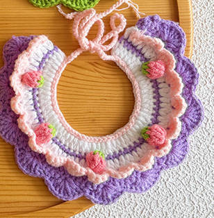 Strawberry Crochet Pet Collar – Cute Ruffle Floral Design
