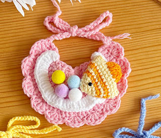 Cute Fish Crochet Pet Collar – Playful Candy Design