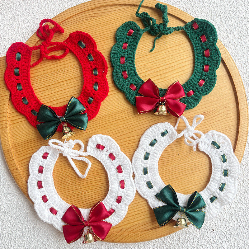 Christmas Crochet Pet Collar with Bow & Bell – Elegant Holiday Design for Cats & Small Dogs
